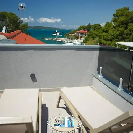 House Luxury Konforta 度假居 布罗达里卡